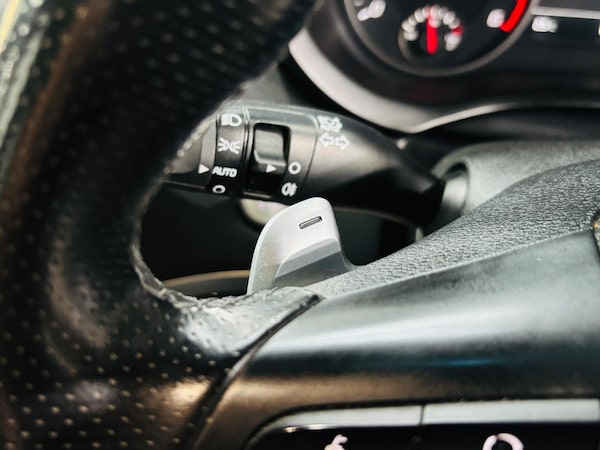 Used Kia Stinger 2019 for sale - 75297830: Photo 25