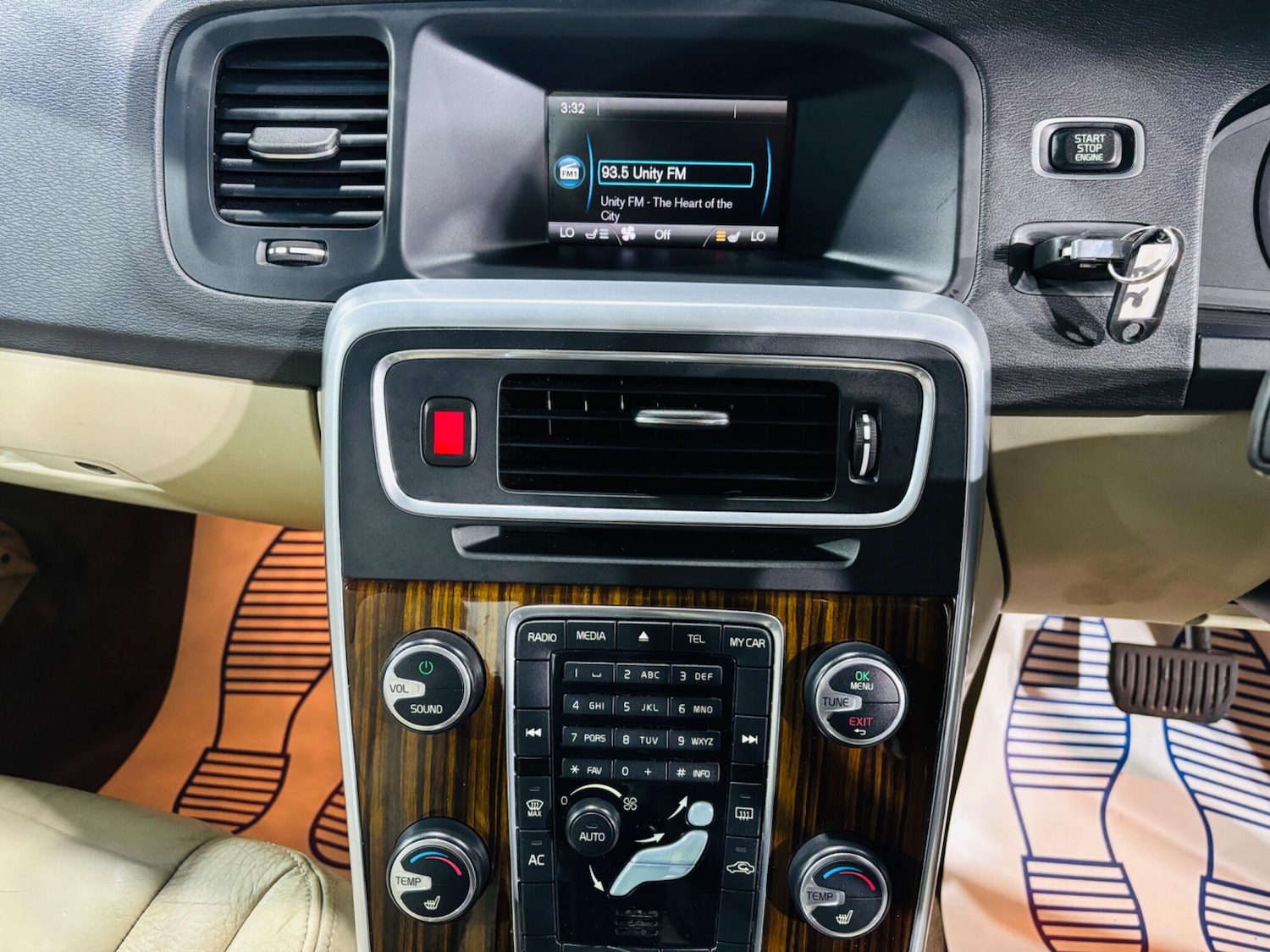 Used Volvo S60 2010 for sale - 76513307: Photo 24