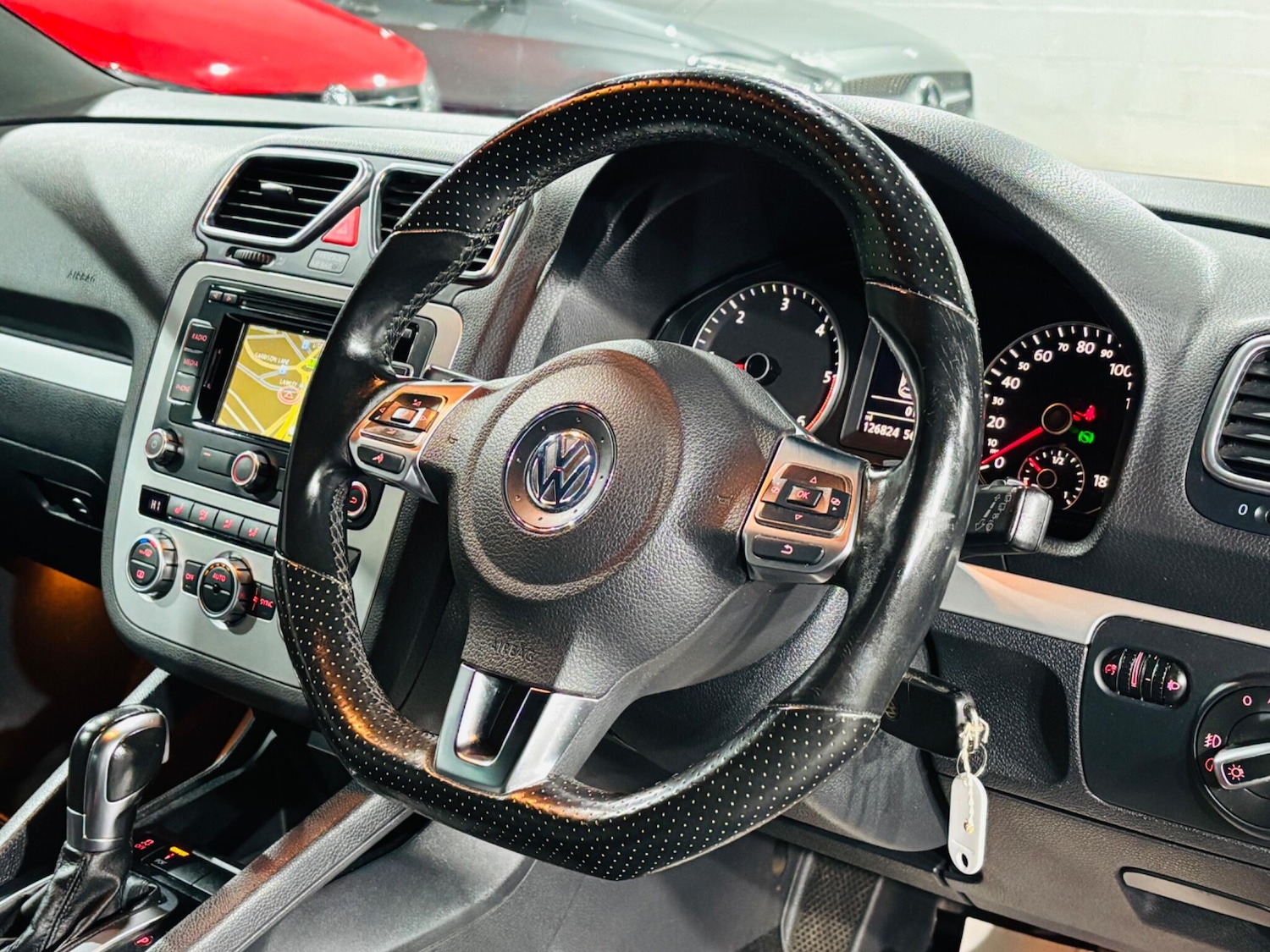 Used Volkswagen Scirocco 2012 for sale - 76849583: Photo 11