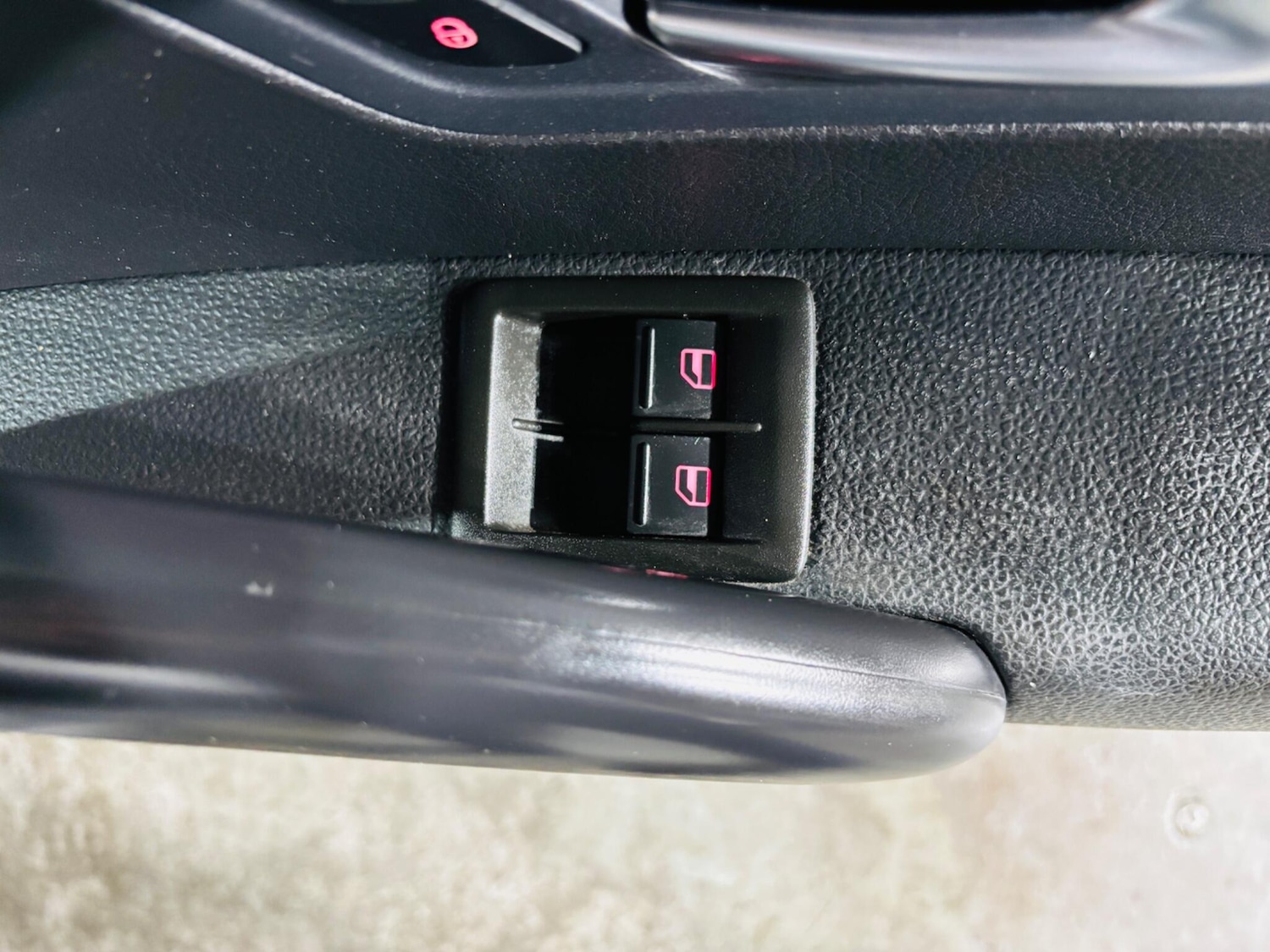 Used Volkswagen Scirocco 2012 for sale - 76849583: Photo 17