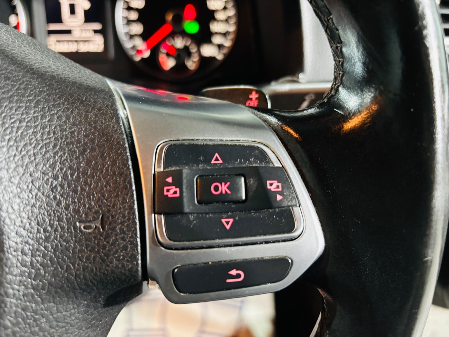 Used Volkswagen Scirocco 2012 for sale - 76849583: Photo 21