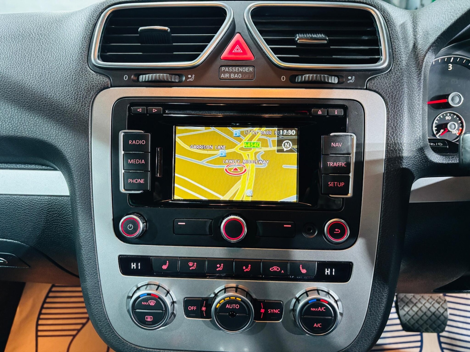 Used Volkswagen Scirocco 2012 for sale - 76849583: Photo 24