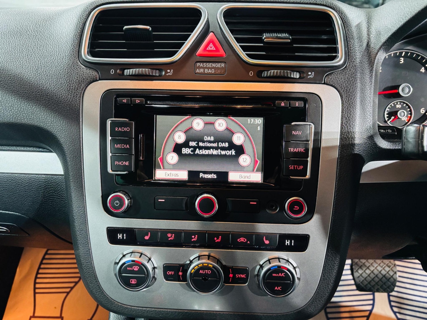 Used Volkswagen Scirocco 2012 for sale - 76849583: Photo 25