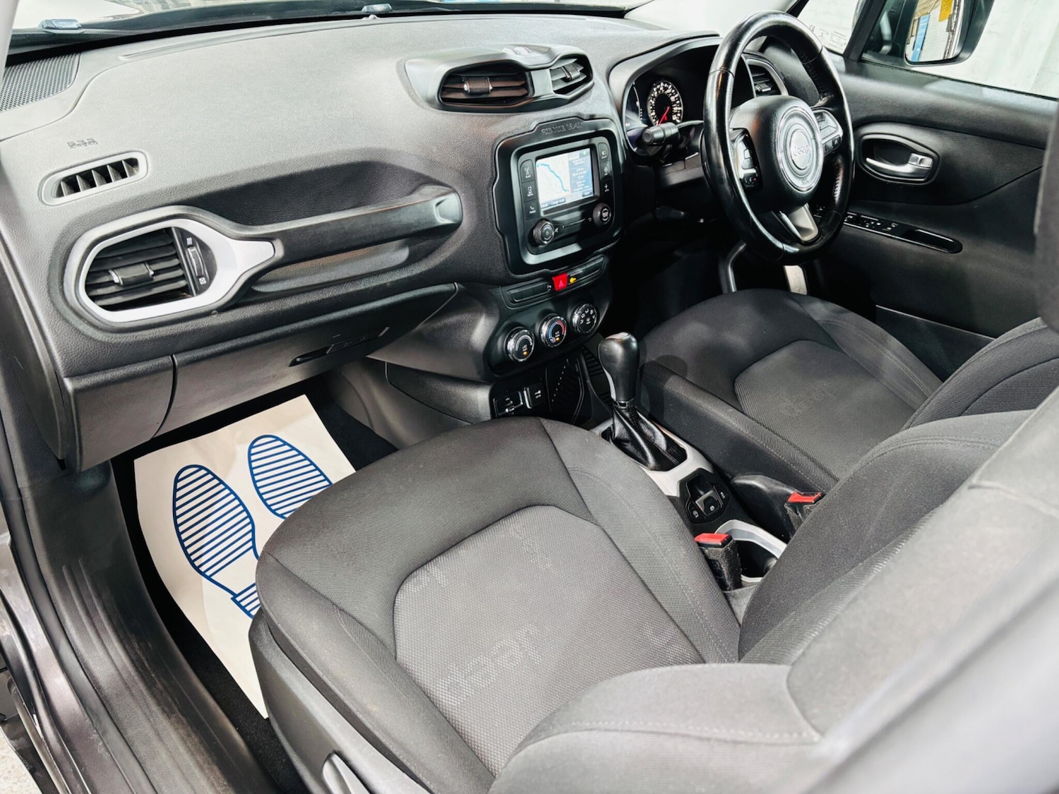 Used Jeep Renegade 2016 for sale - 76122110: Photo 14