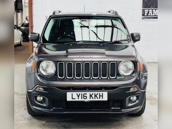 Used Jeep Renegade 2016 for sale - 76122110: Photo 2