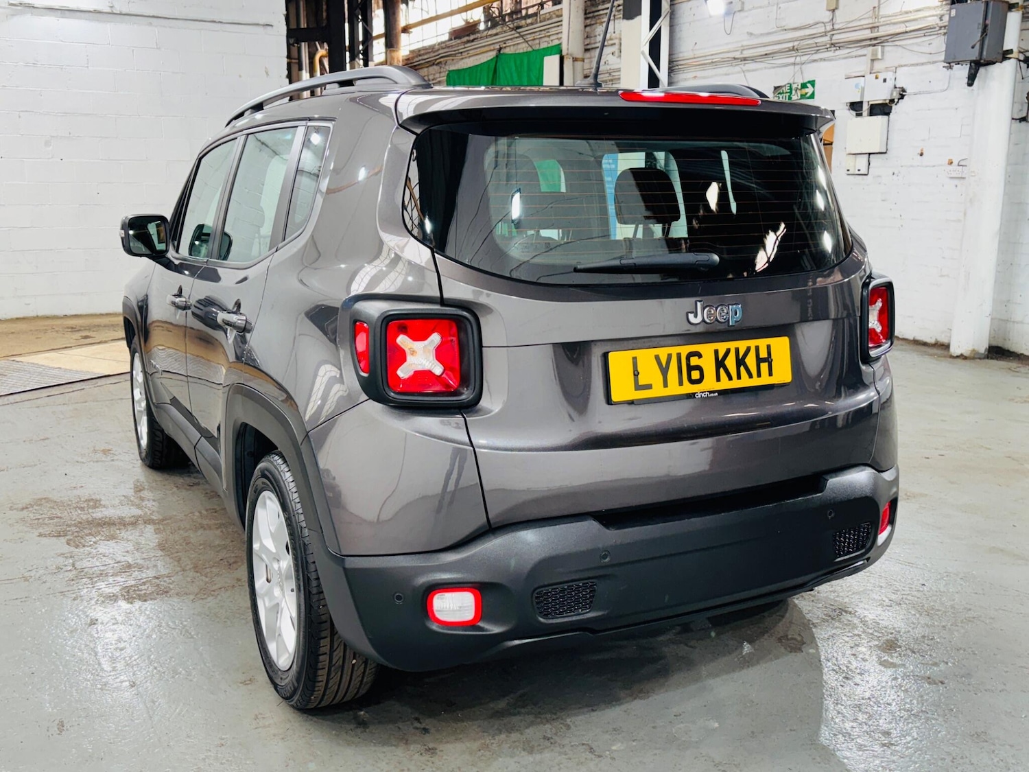 Used Jeep Renegade 2016 for sale - 76122110: Photo 7