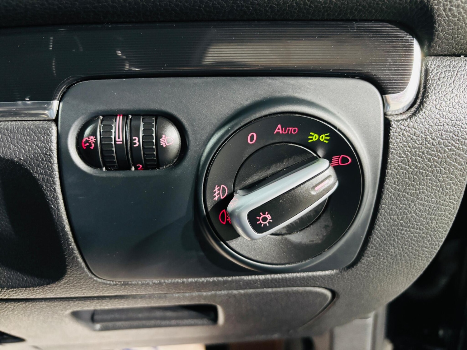 Used Volkswagen Golf 2009 for sale - 76457038: Photo 19