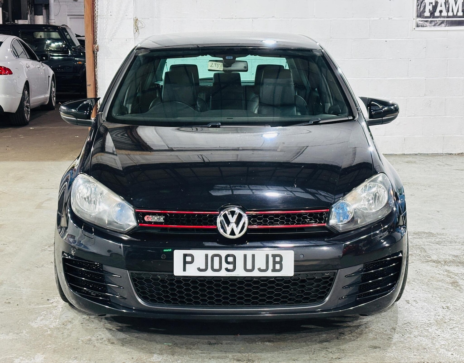 Used Volkswagen Golf 2009 for sale - 76457038: Photo 2