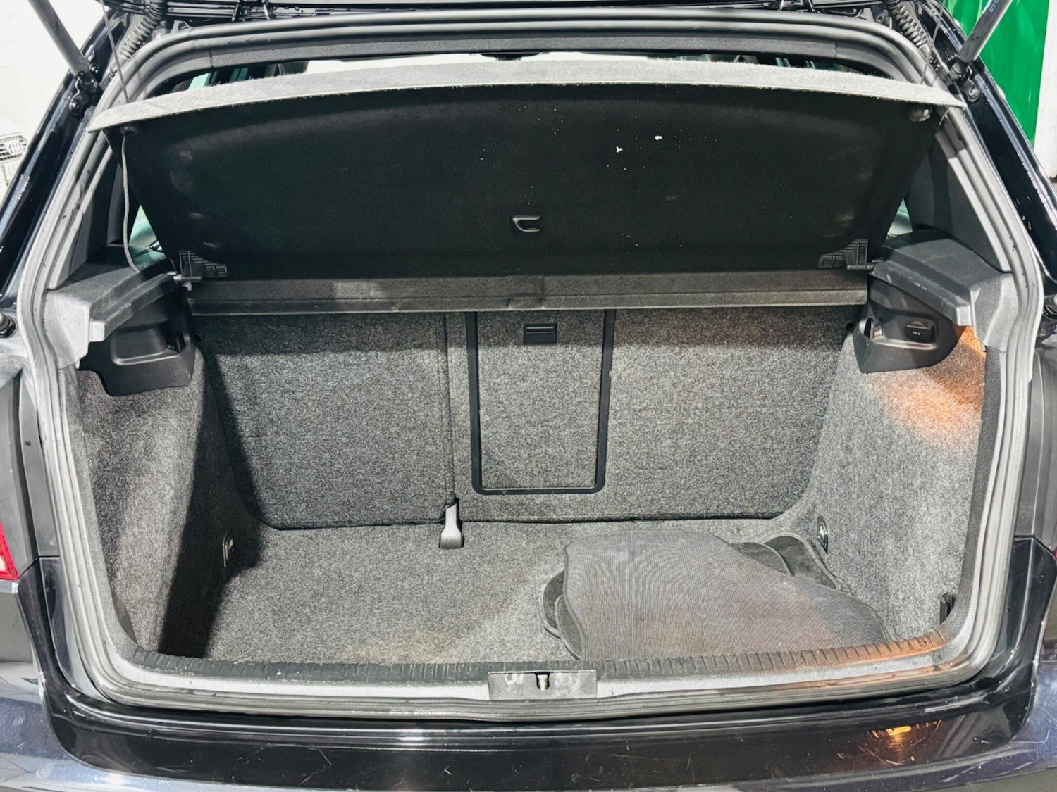 Used Volkswagen Golf 2009 for sale - 76457038: Photo 31