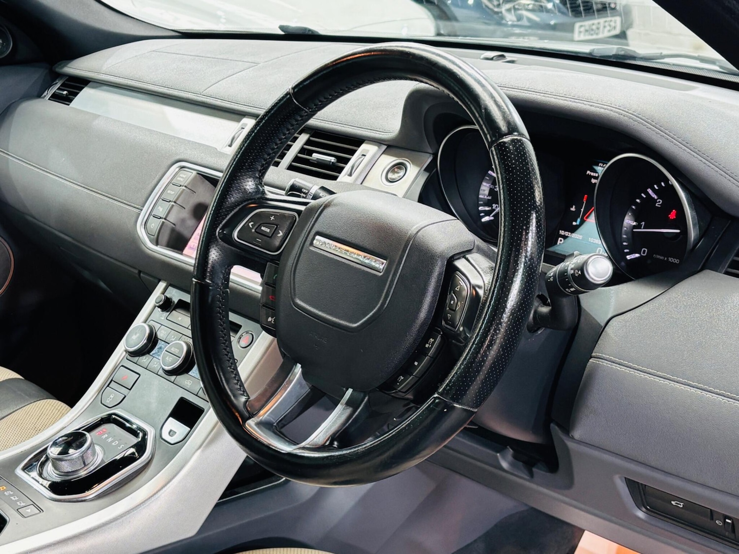 Used Land Rover Range Rover Evoque 2012 for sale - 77824350: Photo 11