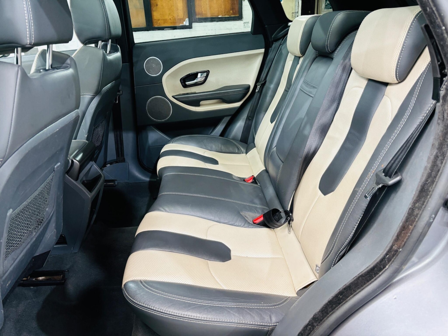 Used Land Rover Range Rover Evoque 2012 for sale - 77824350: Photo 16