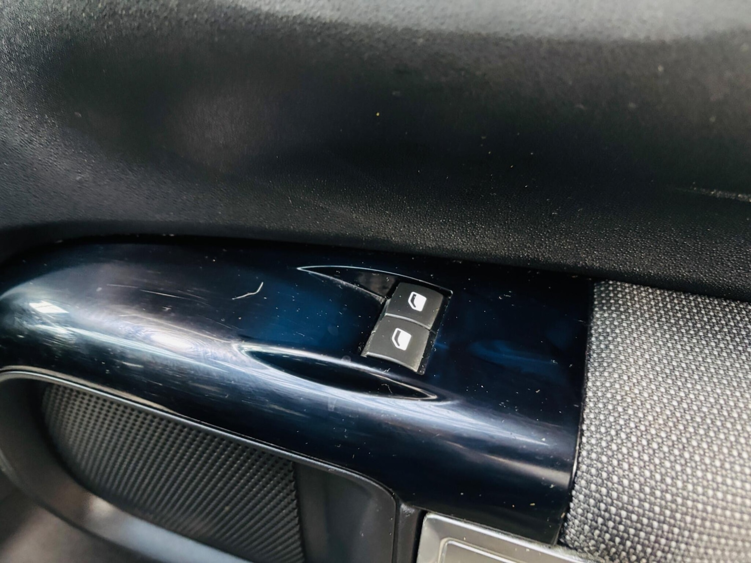 Used Citroen C4 Cactus 2015 for sale - 78058089: Photo 22