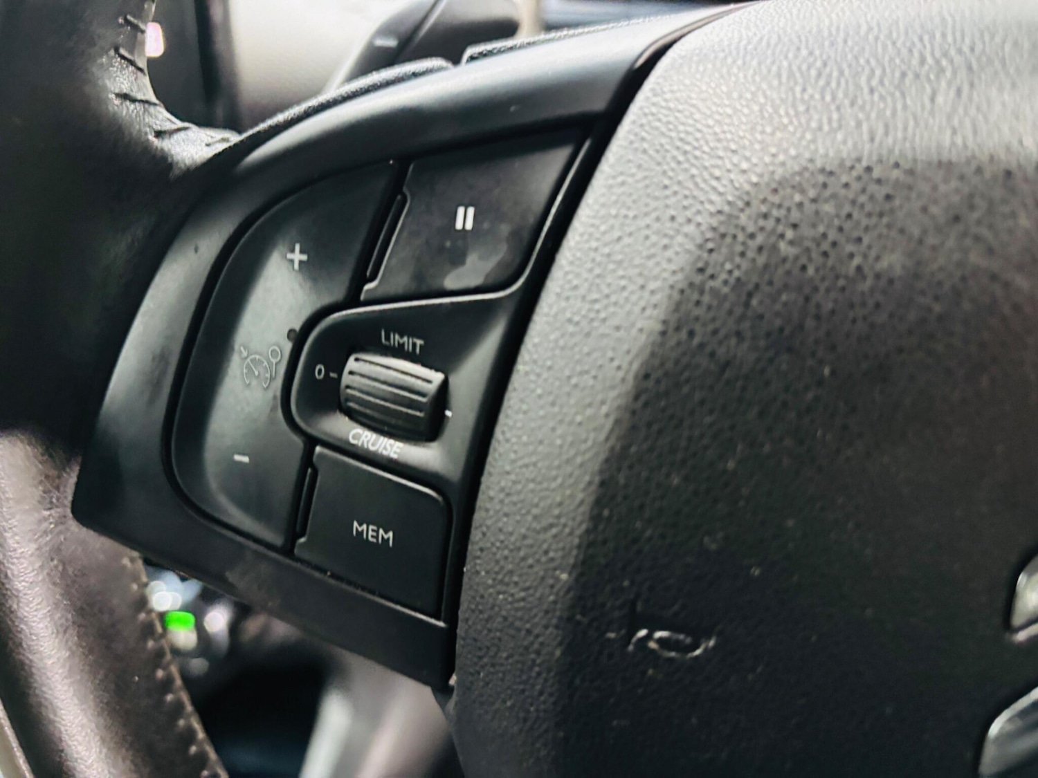 Used Citroen C4 Cactus 2015 for sale - 78058089: Photo 24