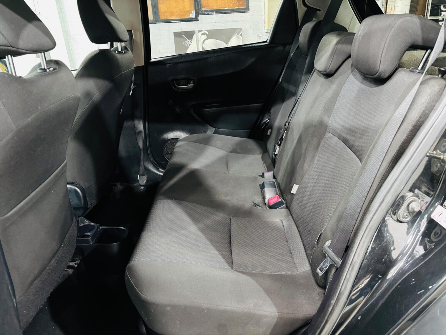 Used Toyota Yaris 2013 for sale - 77585882: Photo 16