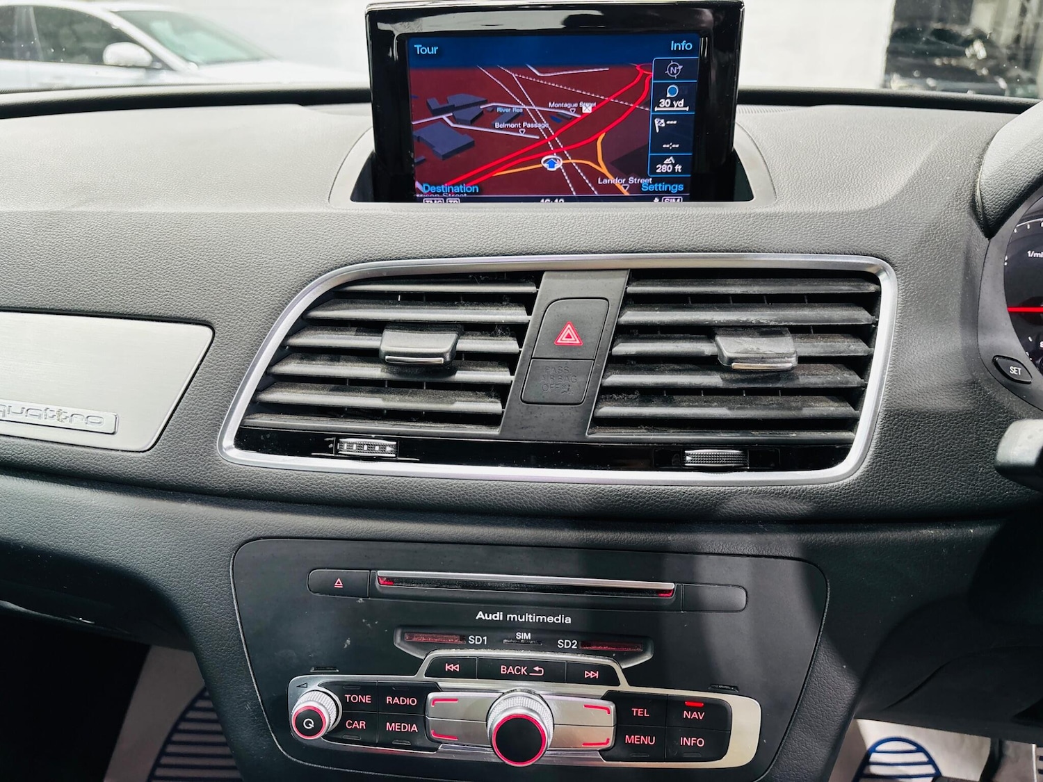 Used Audi Q3 2015 for sale - 76226676: Photo 22