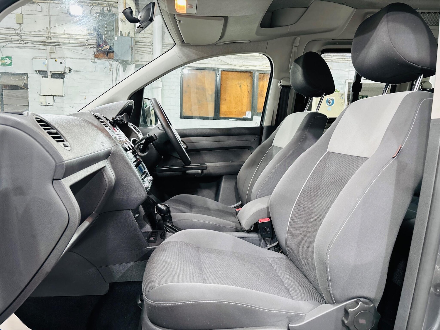 Used Volkswagen Caddy Maxi 2011 for sale - 76441066: Photo 15