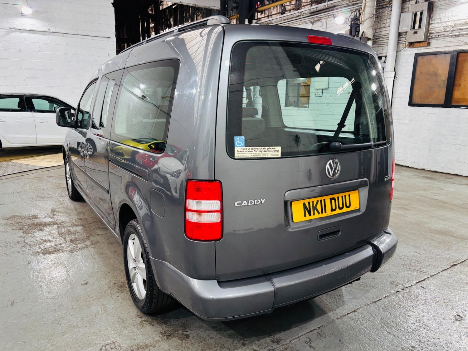 Used Volkswagen Caddy Maxi 2011 for sale - 76441066: Photo 7