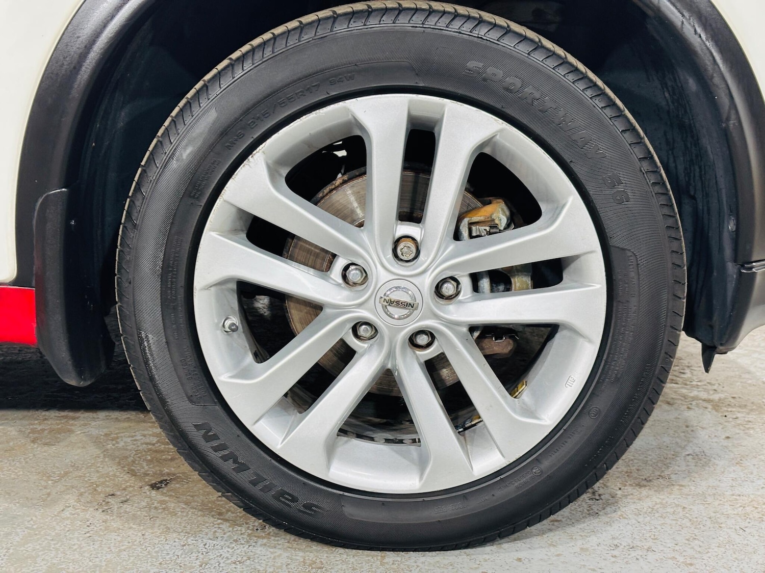 Used Nissan Juke 2015 for sale - 78116164: Photo 28