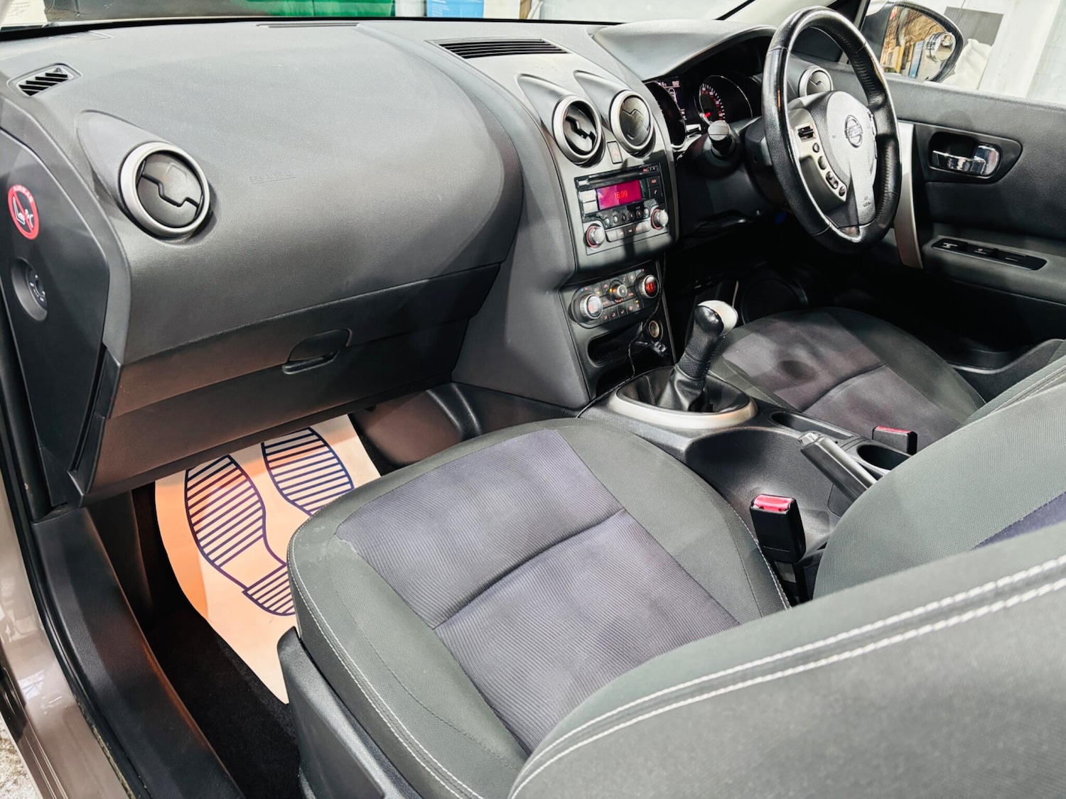 Used Nissan Qashqai+2 2013 for sale - 76645346: Photo 13