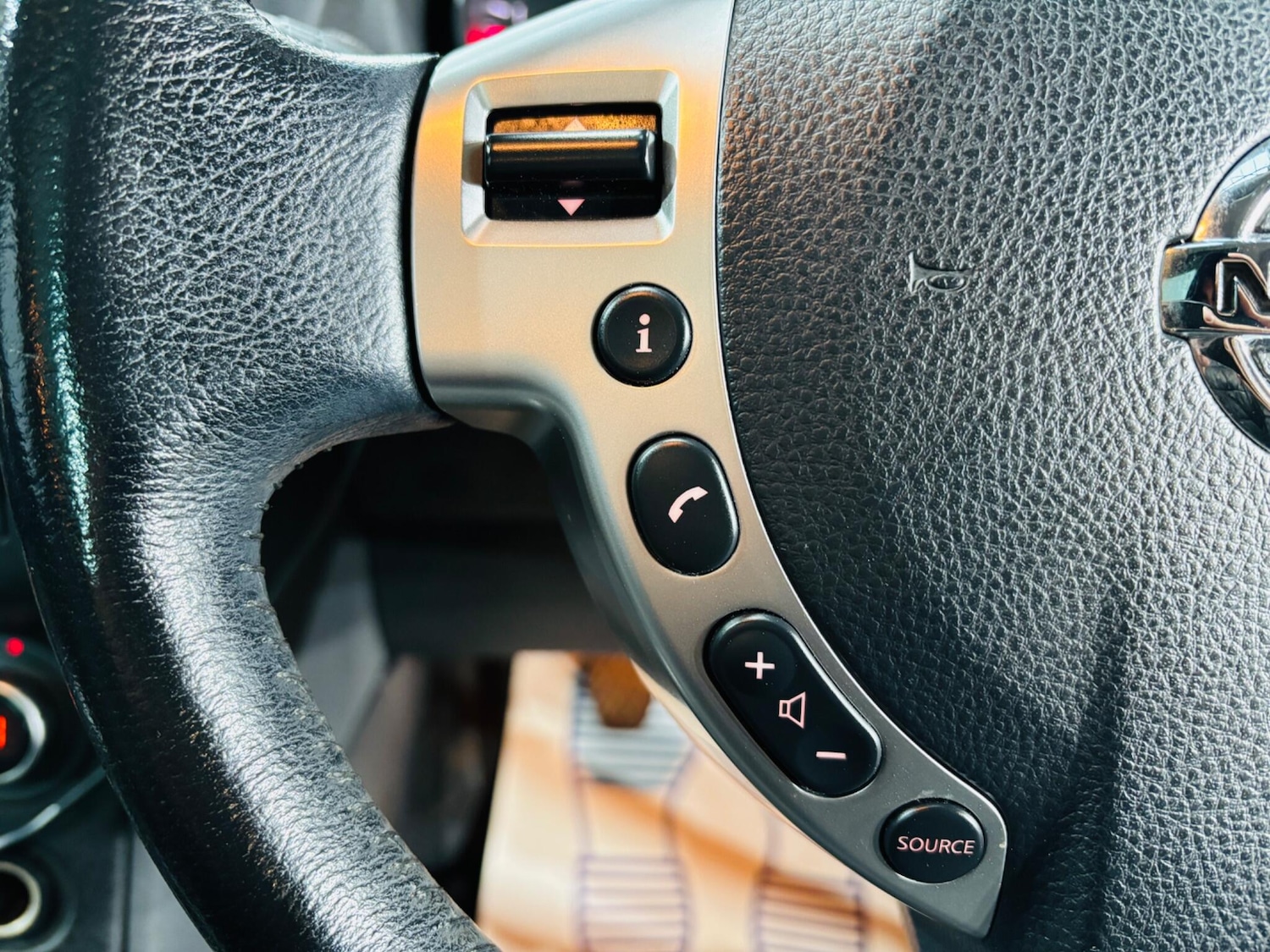 Used Nissan Qashqai+2 2013 for sale - 76645346: Photo 21