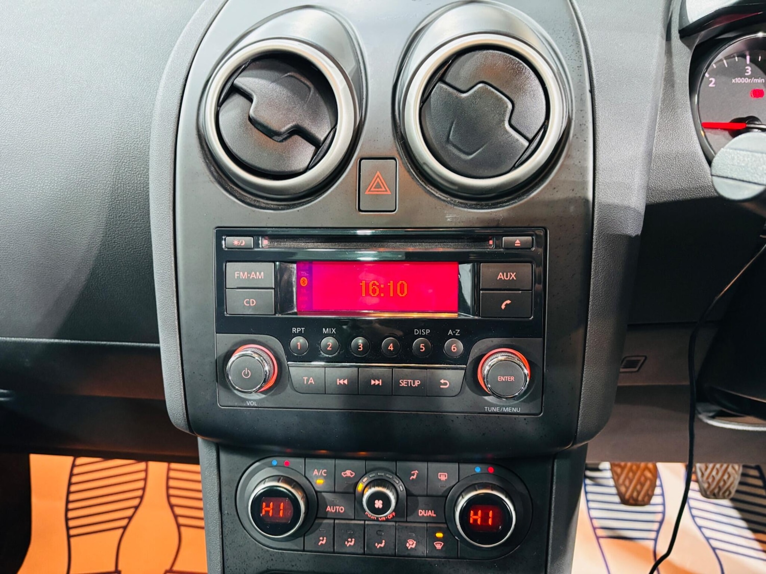 Used Nissan Qashqai+2 2013 for sale - 76645346: Photo 22