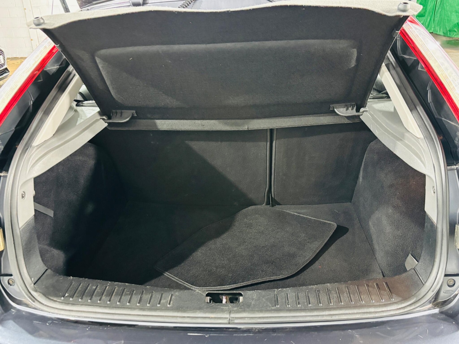 Used Ford Focus 2009 for sale - 77175199: Photo 25