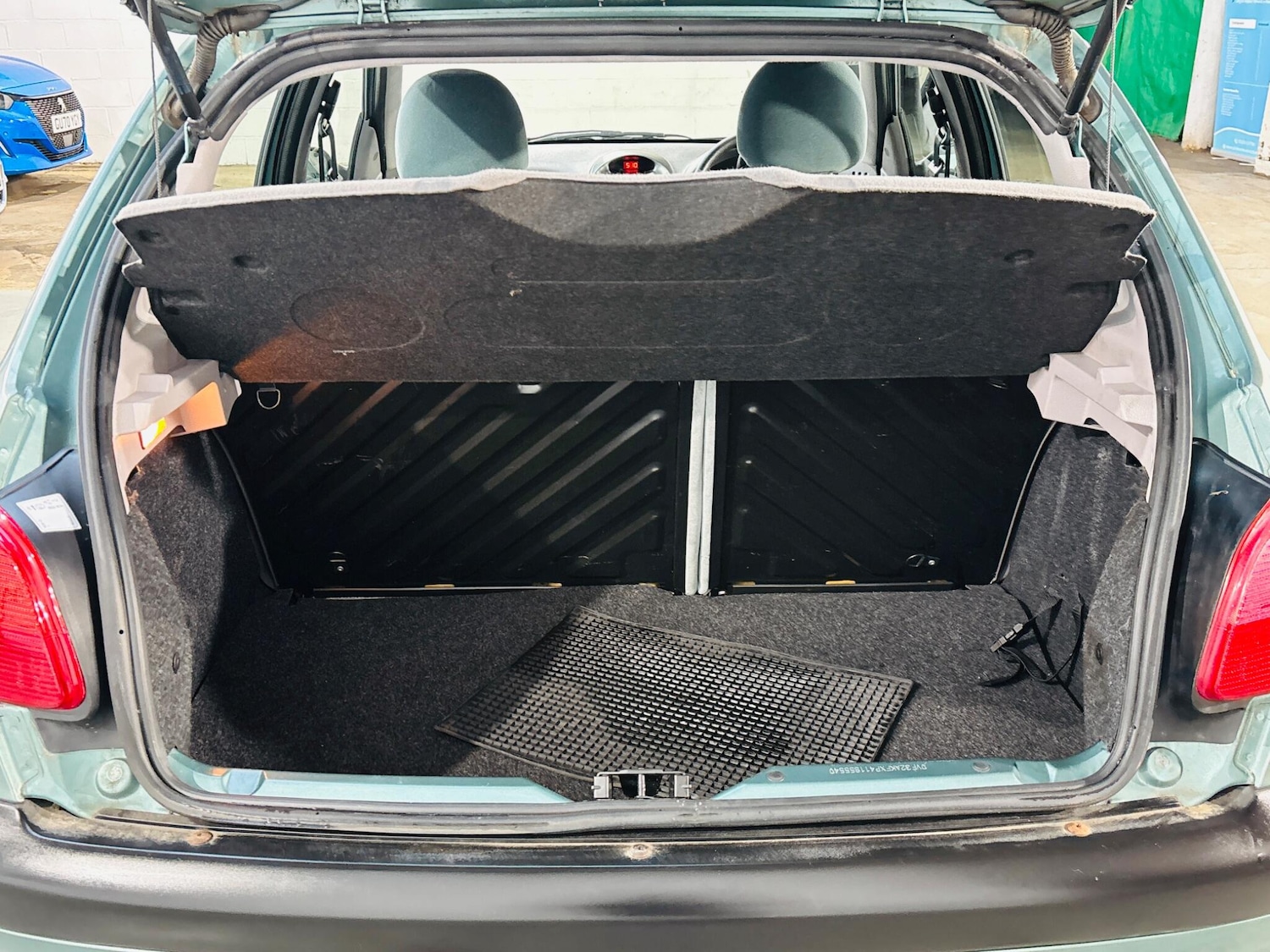 Used Peugeot 206 2000 for sale - 77883238: Photo 24