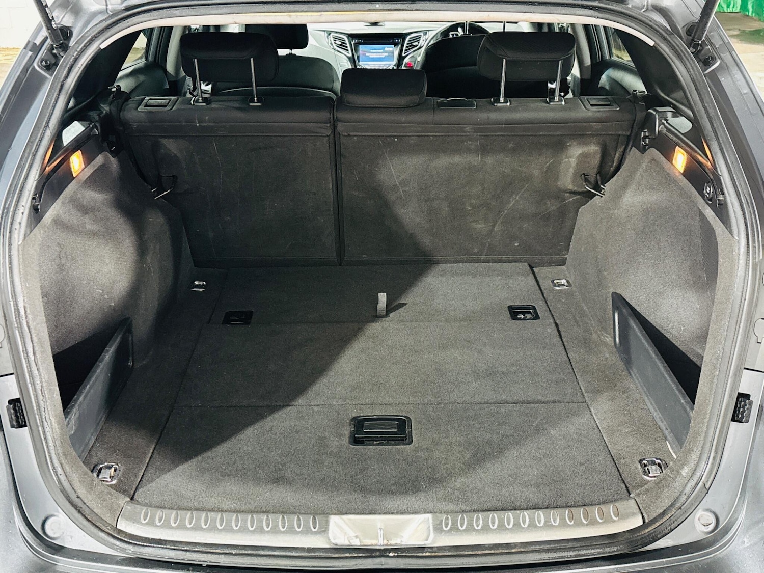 Used Hyundai i40 2013 for sale - 77411265: Photo 28