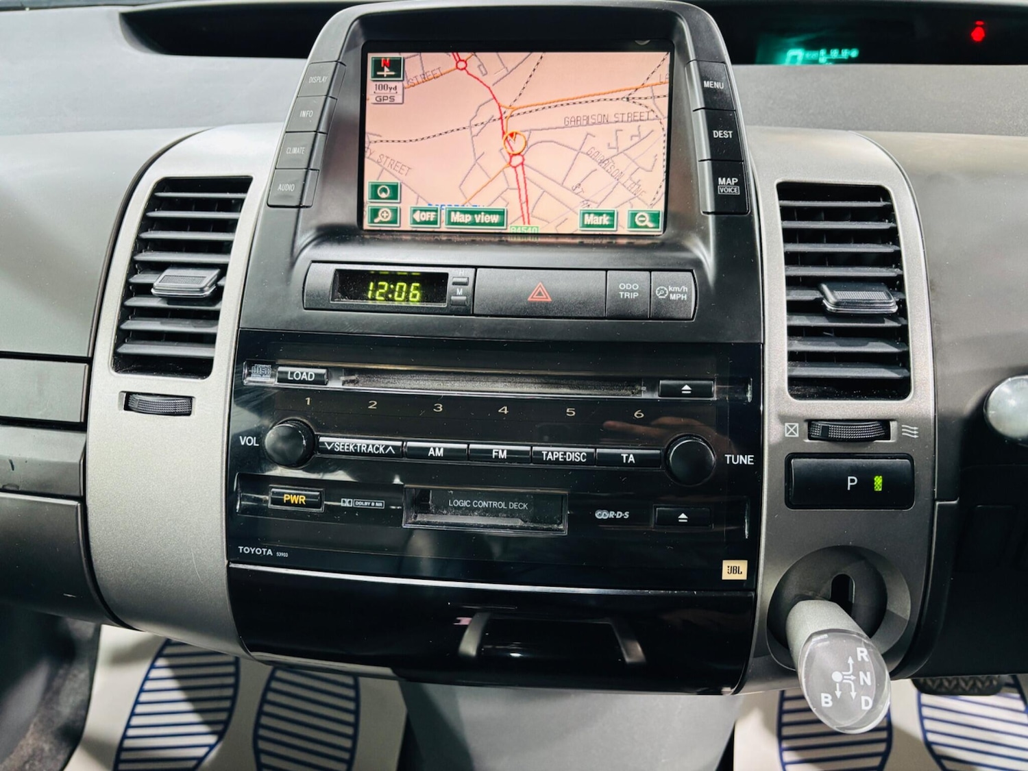 Used Toyota Prius 2005 for sale - 76371059: Photo 21