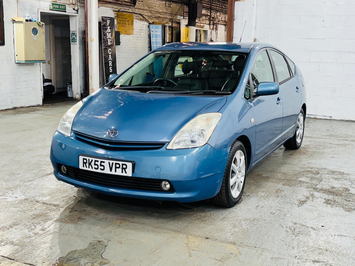 Used Toyota Prius 2005 for sale - 76371059: Photo 4