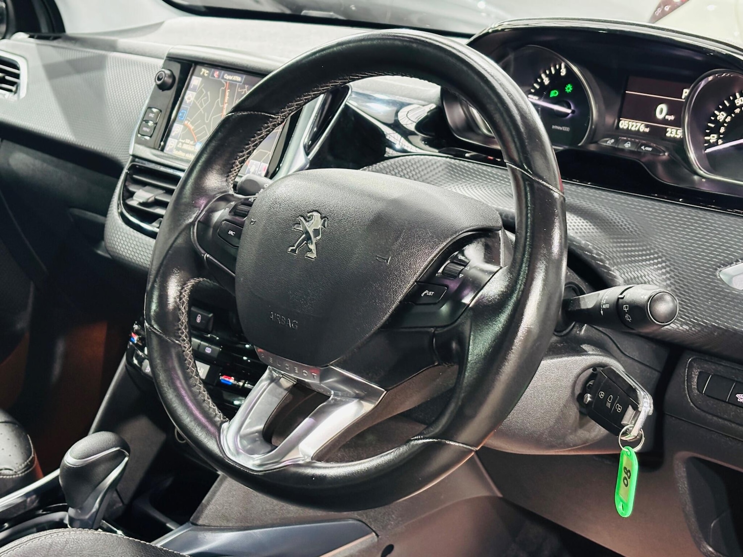 Used Peugeot 2008 2016 for sale - 76689701: Photo 11