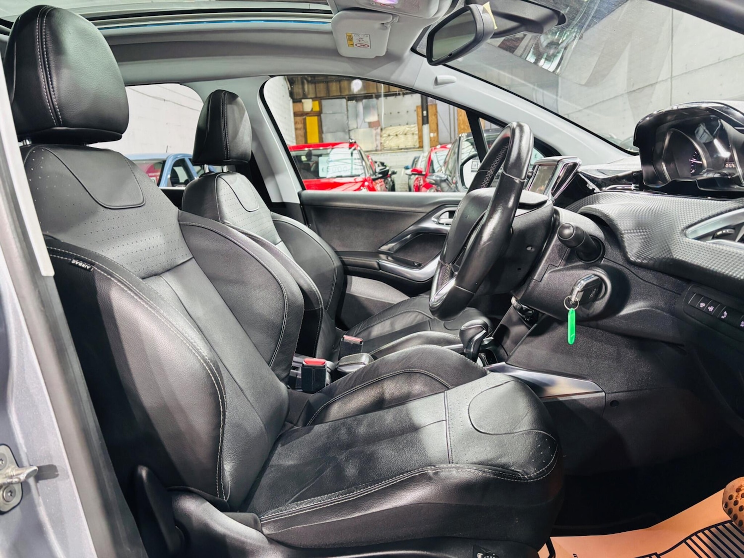 Used Peugeot 2008 2016 for sale - 76689701: Photo 13