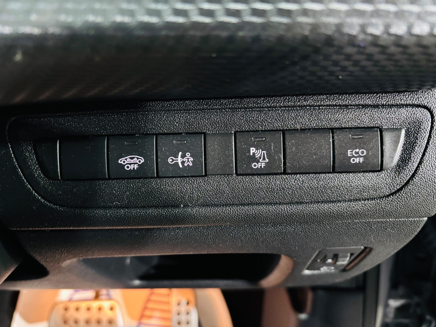 Used Peugeot 2008 2016 for sale - 76689701: Photo 18