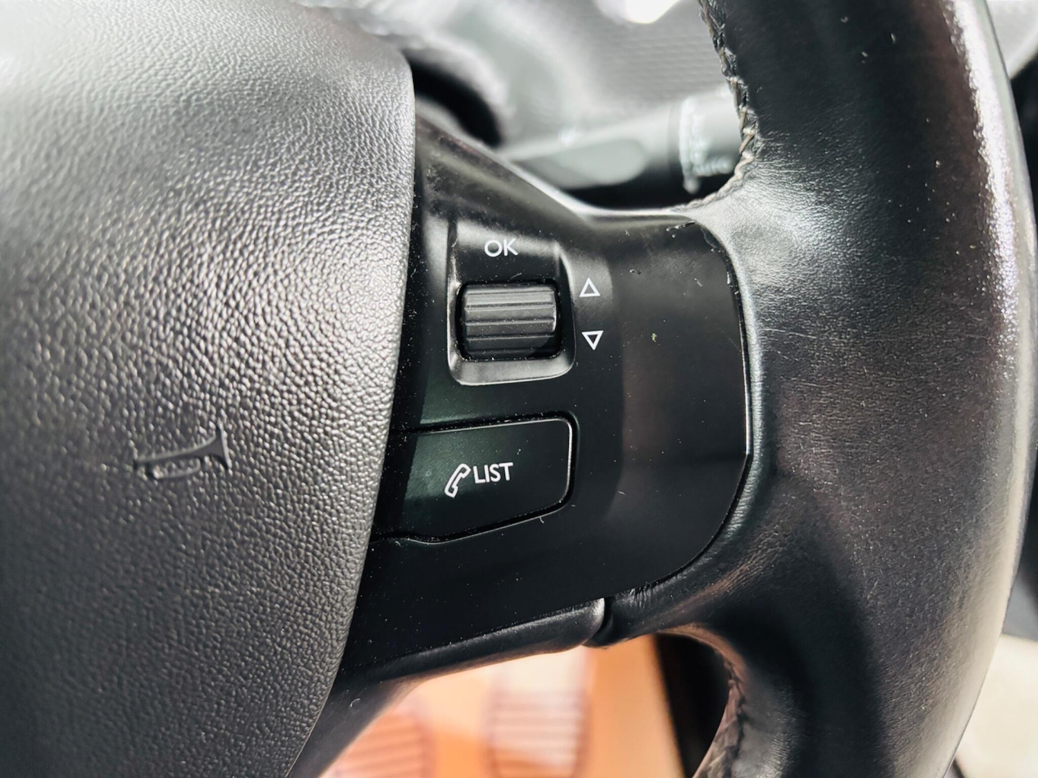 Used Peugeot 2008 2016 for sale - 76689701: Photo 19