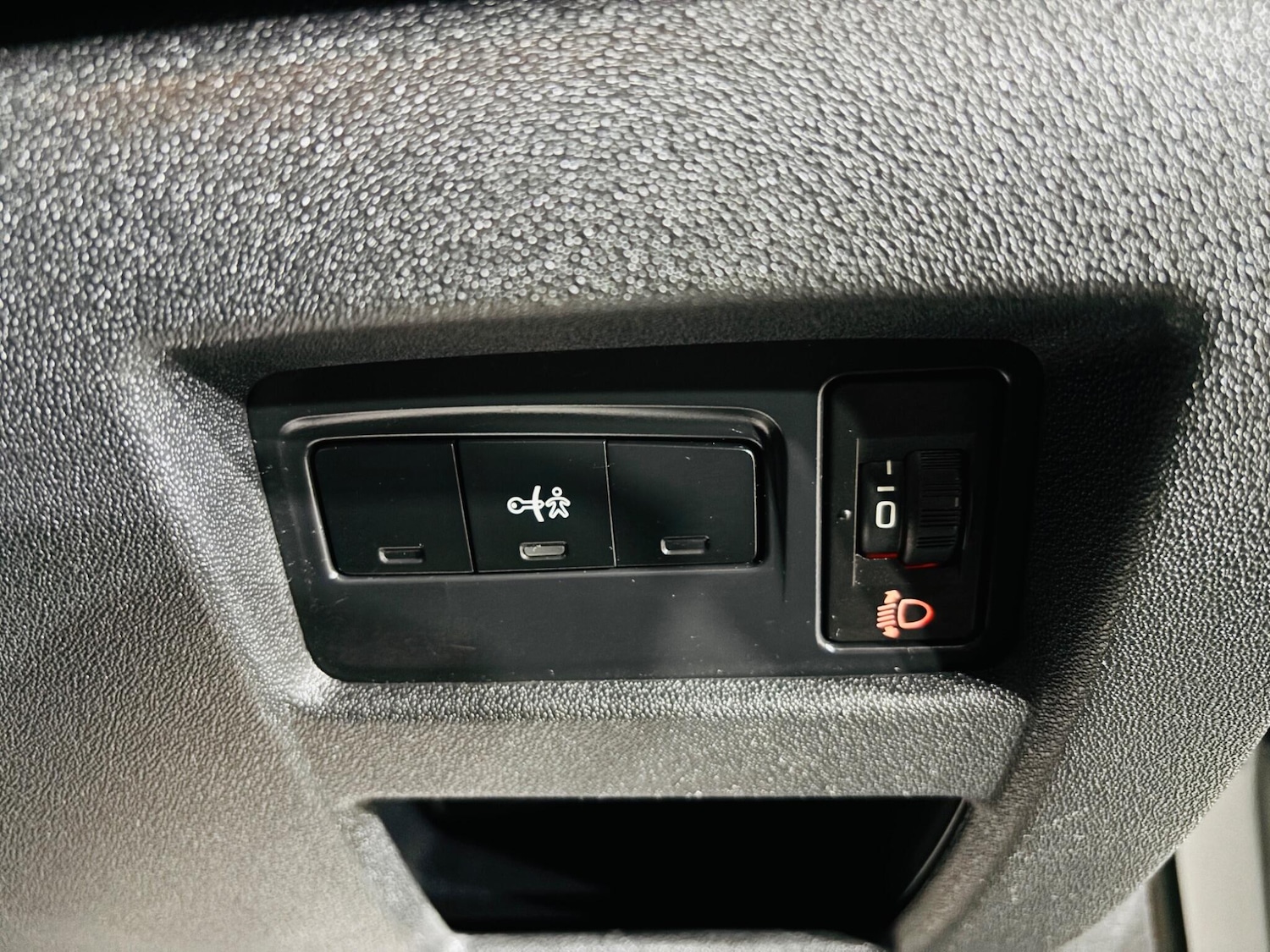 Used Citroen C4 2012 for sale - 77969940: Photo 26