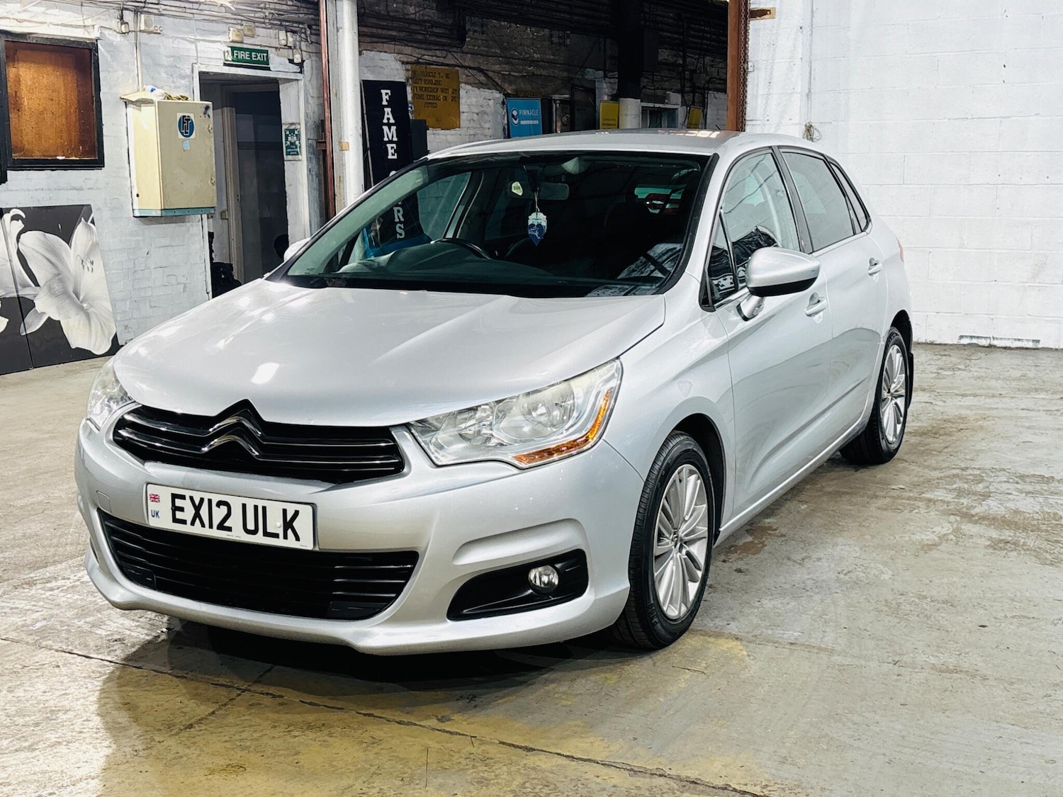 Used Citroen C4 2012 for sale - 77969940: Photo 4
