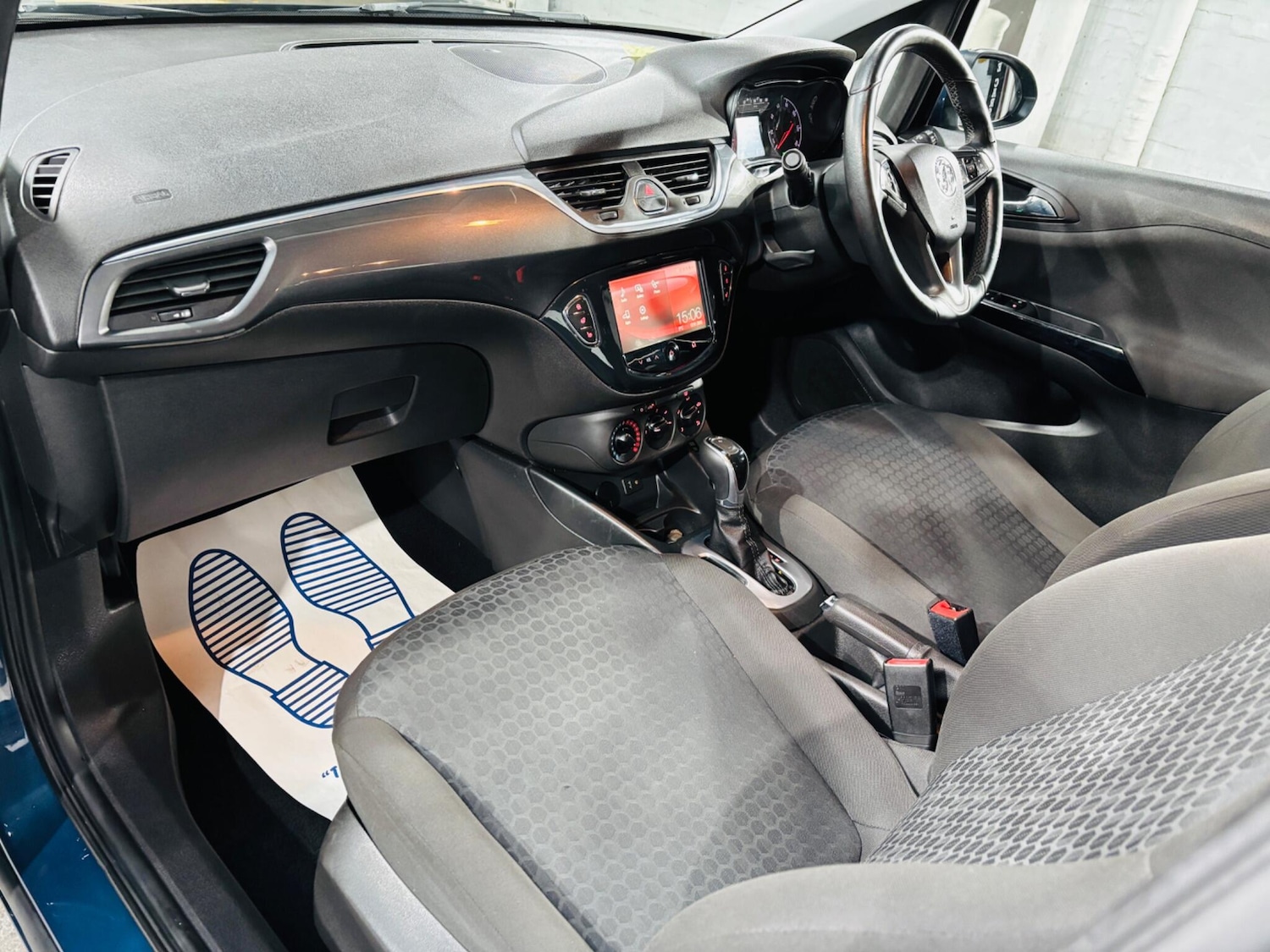 Used Vauxhall Corsa 2015 for sale - 77175200: Photo 14