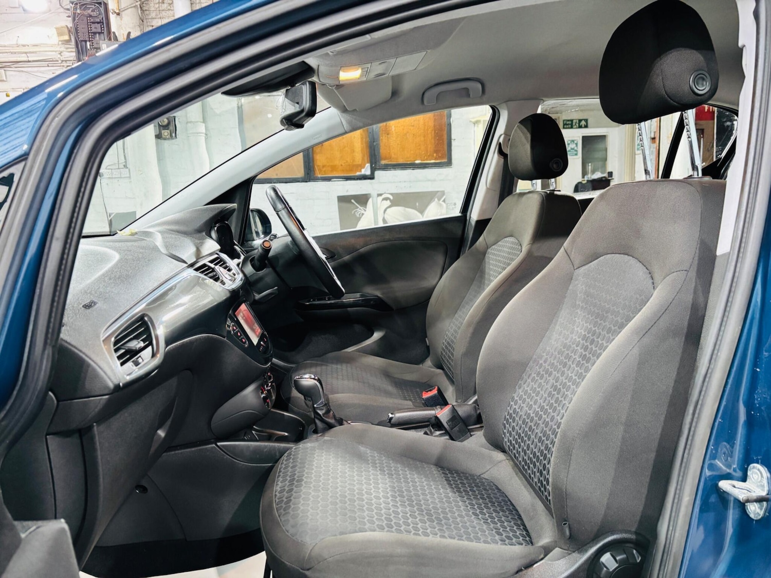 Used Vauxhall Corsa 2015 for sale - 77175200: Photo 15