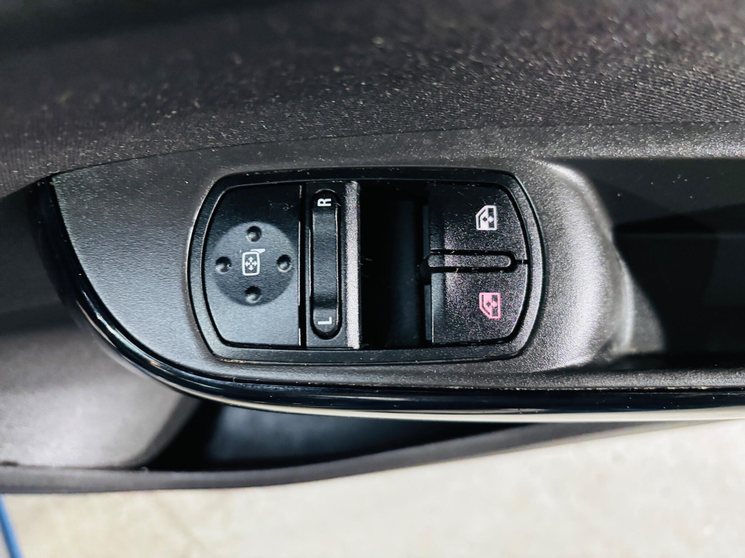 Used Vauxhall Corsa 2015 for sale - 77175200: Photo 17