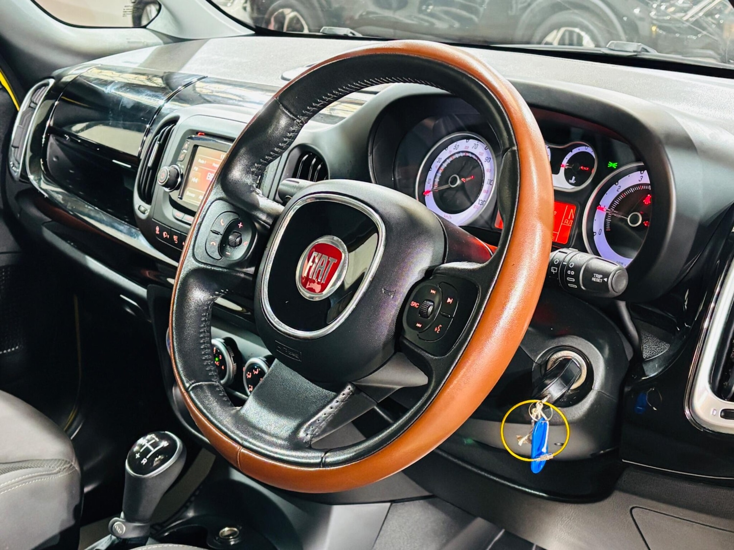 Used Fiat 500L 2014 for sale - 77163437: Photo 11