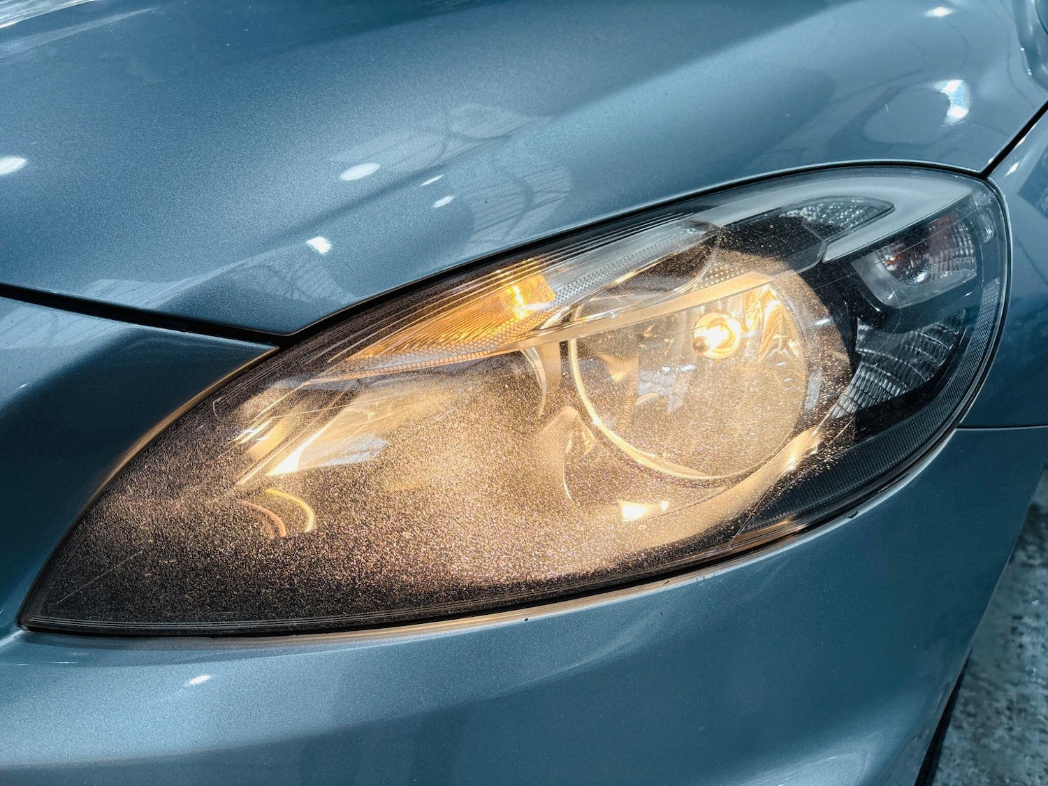 Used Volvo V40 2014 for sale - 76361302: Photo 29