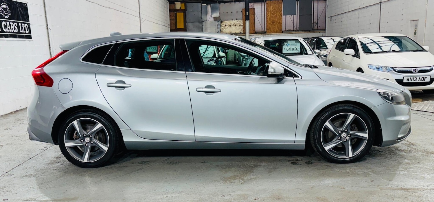 Used Volvo V40 2014 for sale - 76361302: Photo 8