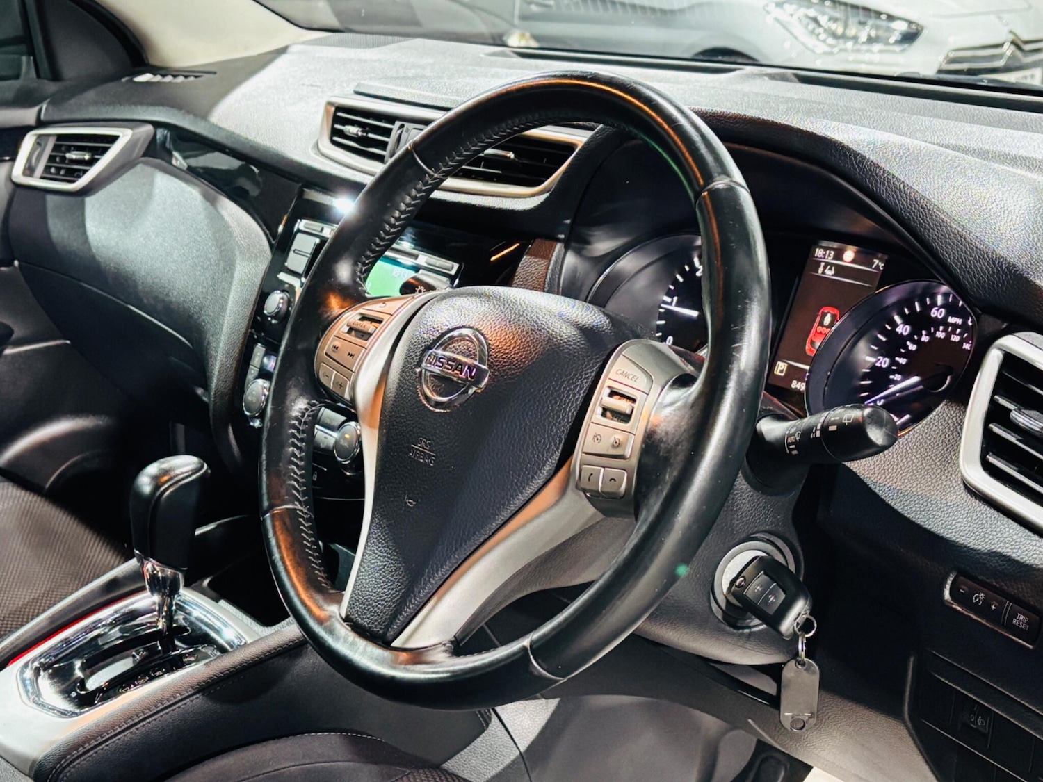 Used Nissan Qashqai 2014 for sale - 77073988: Photo 11