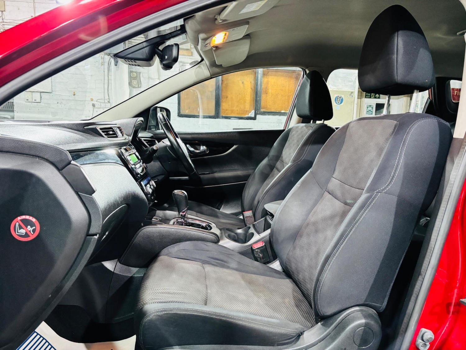 Used Nissan Qashqai 2014 for sale - 77073988: Photo 15