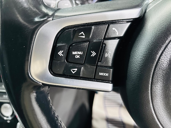 Used Jaguar XF 2016 for sale - 76226296: Photo 21