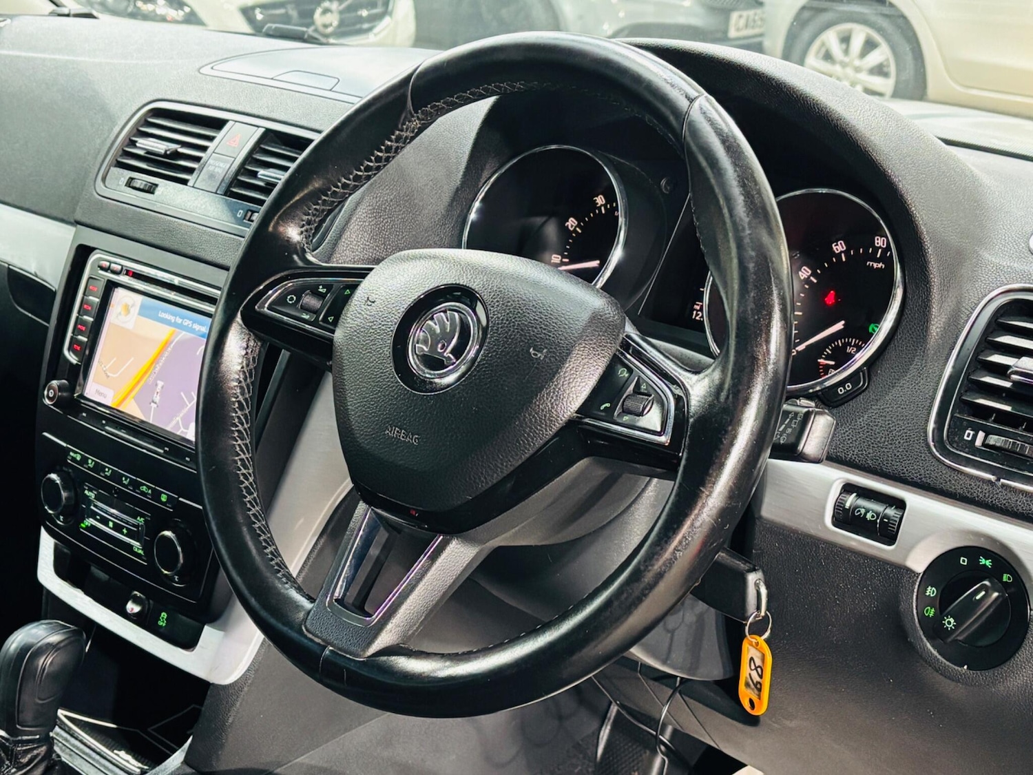 Used Skoda Yeti 2014 for sale - 76964778: Photo 11