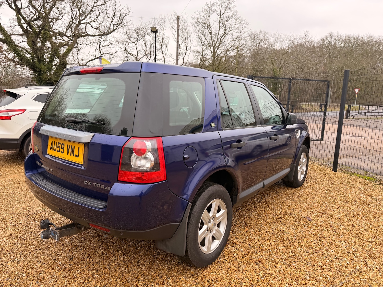 Used Land Rover Freelander 2009 for sale - 77283832: Photo 2