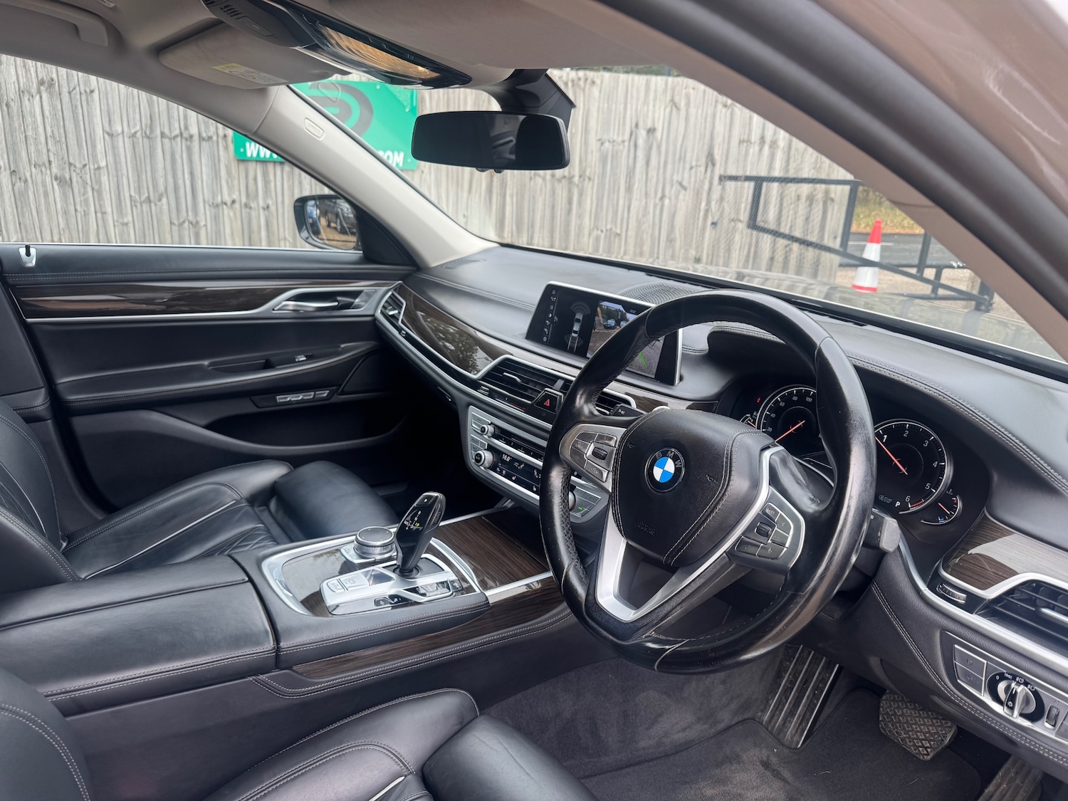 Used BMW 7 Series 2017 for sale - 75765863: Photo 19