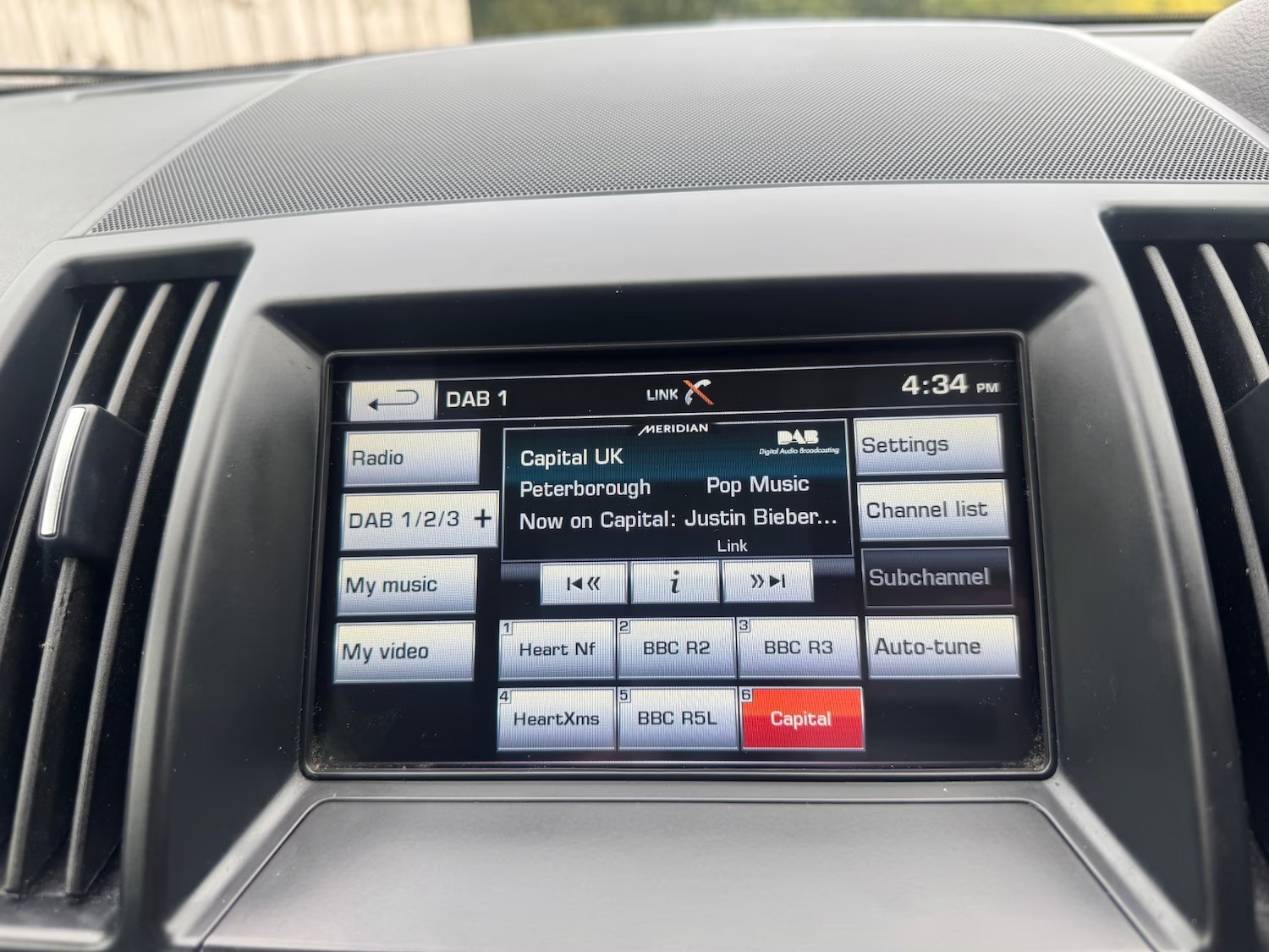 Used Land Rover Freelander 2014 for sale - 76673164: Photo 19