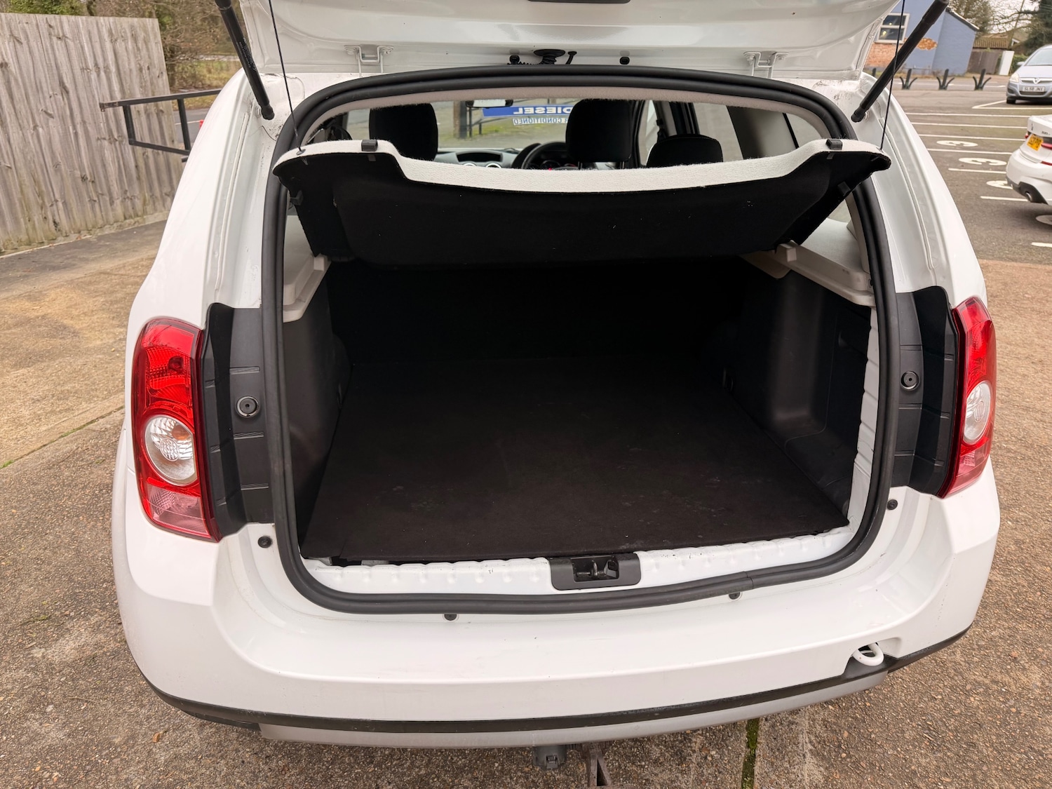 Used Dacia Duster 2014 for sale - 77034443: Photo 11